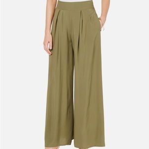SOLD/ NOT FOR SALE Guess By Charissa Palazzo Olive Green Pant